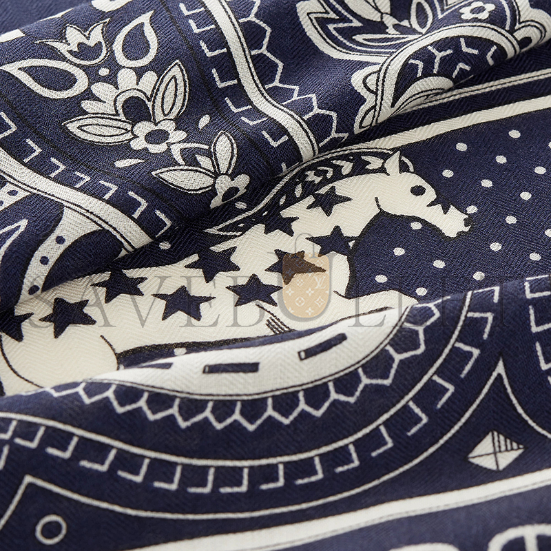 HERMES CHEVAL DE COEUR BANDANA SHAWL 140 H244259S 04 HERMES CHEVAL DE COEUR BANDANA SHAWL 140 H244259S 04